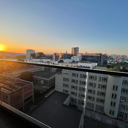 Center Apartment Palas Mall View Iasi Ngoại thất bức ảnh