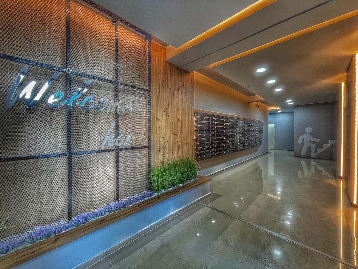 Center Apartment Palas Mall View Iasi Ngoại thất bức ảnh
