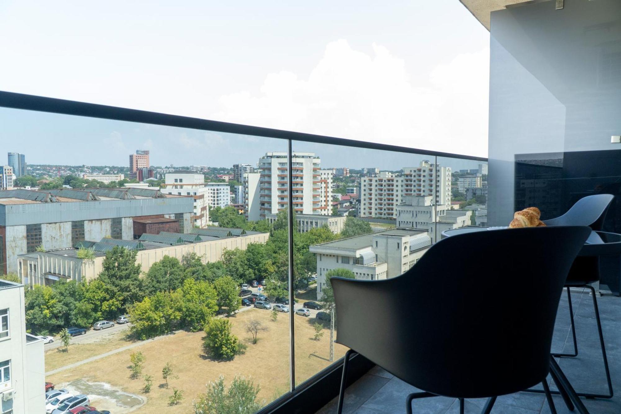 Center Apartment Palas Mall View Iasi Ngoại thất bức ảnh