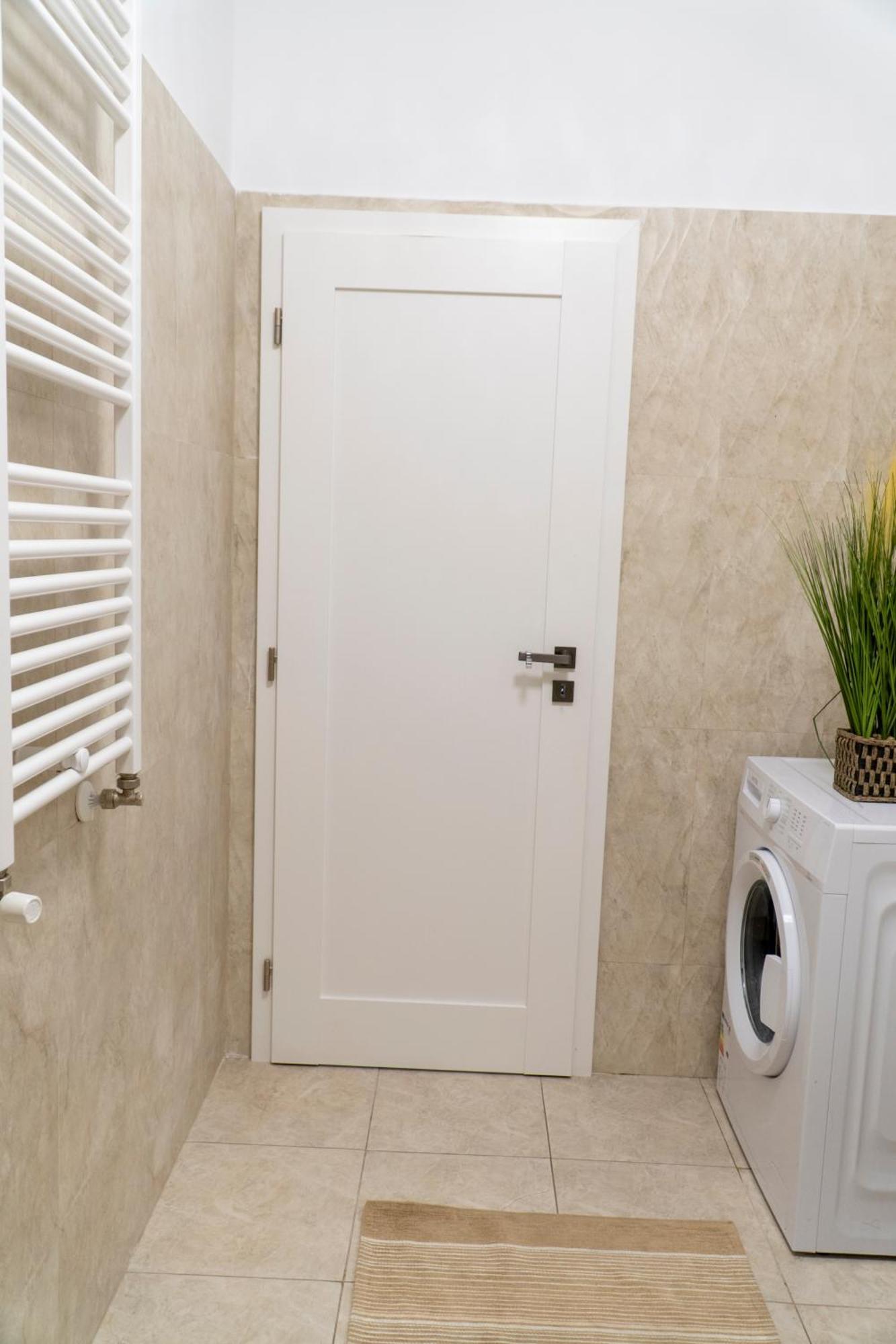 Center Apartment Palas Mall View Iasi Ngoại thất bức ảnh