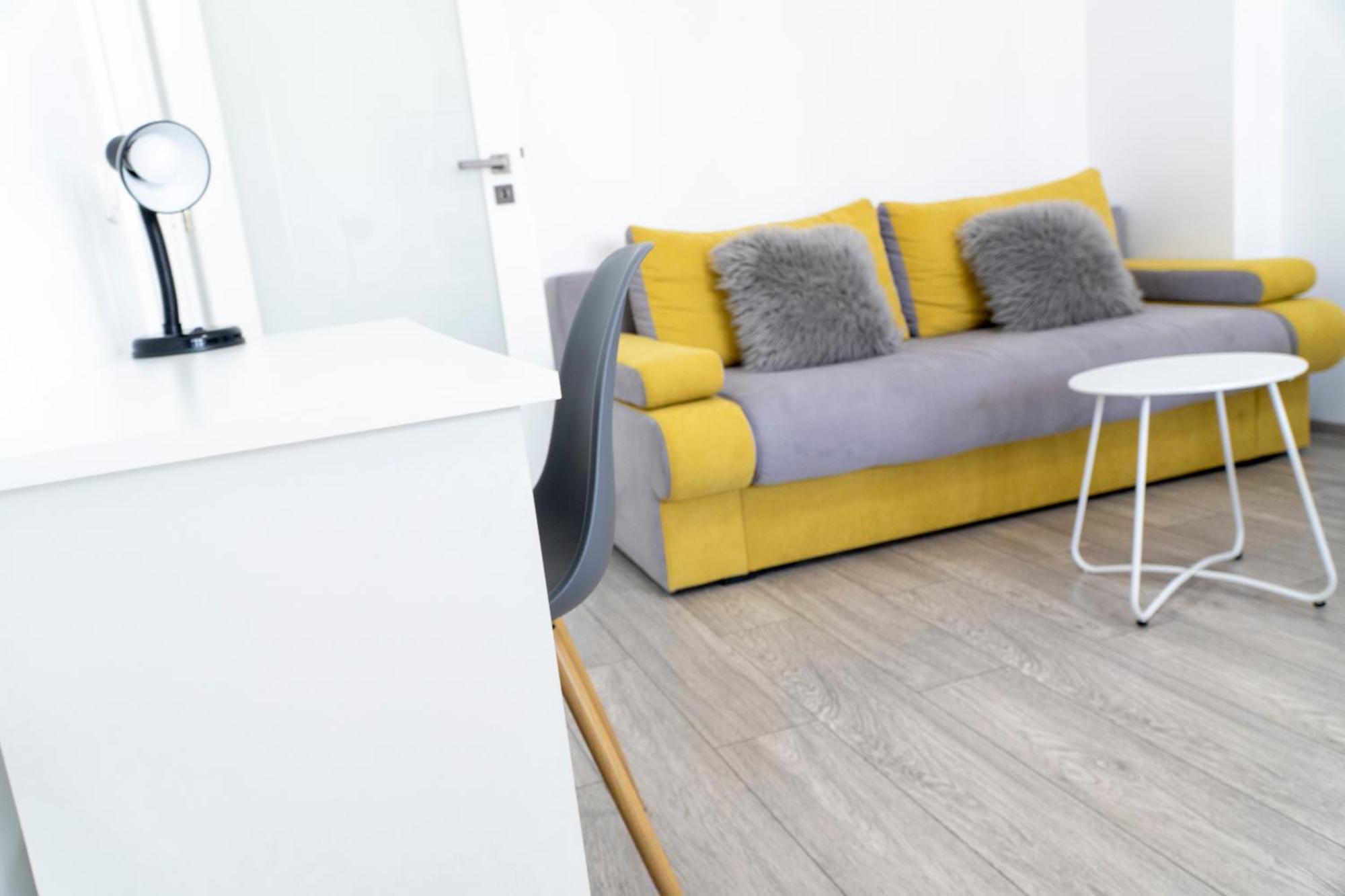 Center Apartment Palas Mall View Iasi Ngoại thất bức ảnh