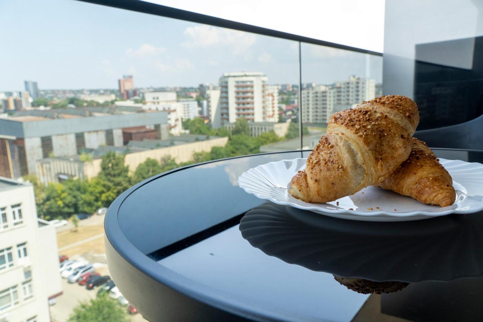 Center Apartment Palas Mall View Iasi Ngoại thất bức ảnh